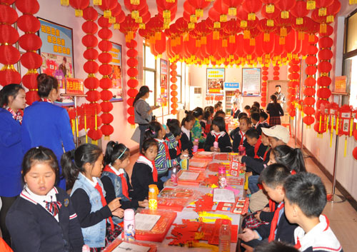 Experience room of palace lantern making